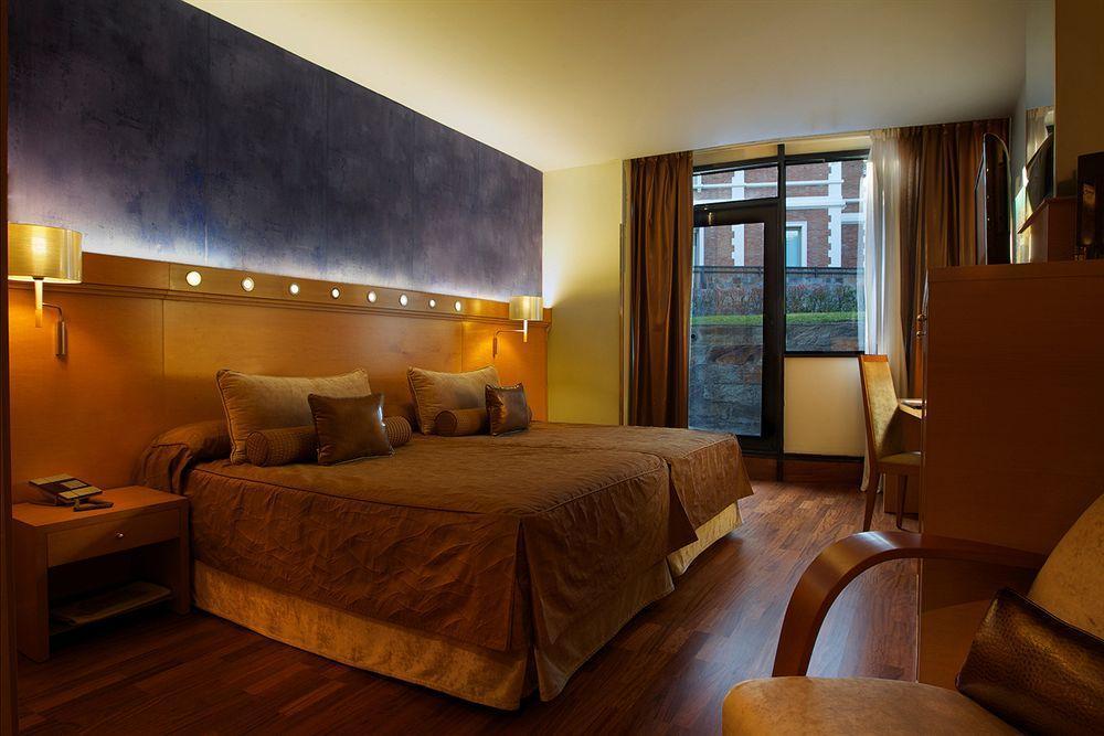 Sansi Pedralbes Hotel บาร์เซโลนา ภายนอก รูปภาพ
